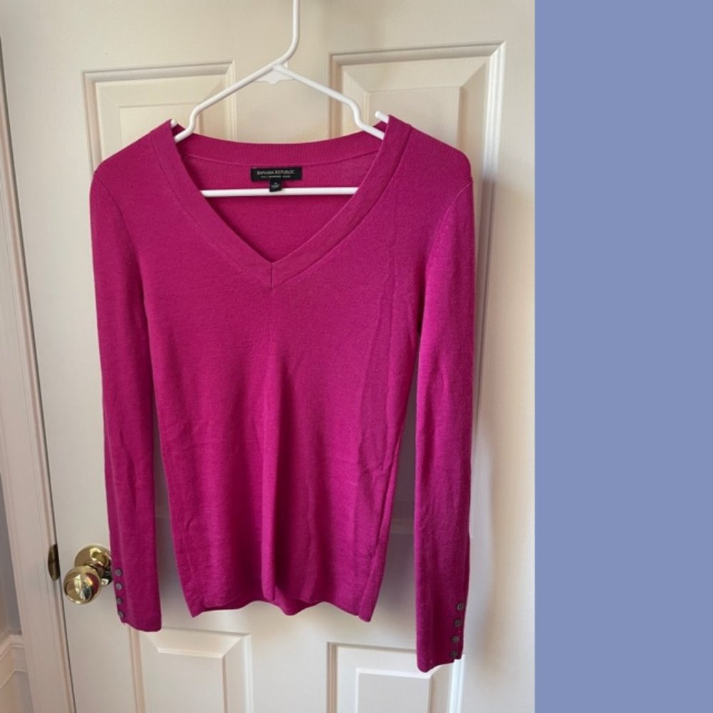 Banana Republic Pink Sweater